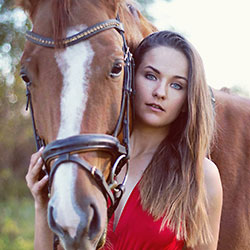 Ela Michalec Comforstable